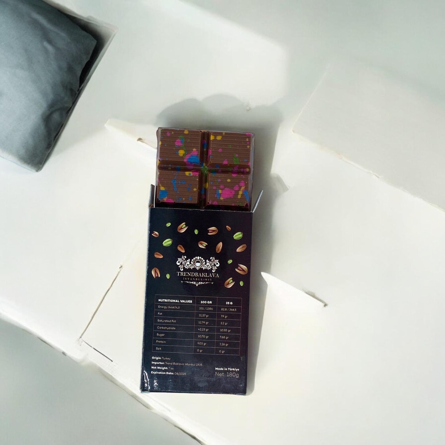 Dubai Chocolate Bar Pistachio,Kunafa Chocolate Bar,Chocolate Dubai Bar,Pistachio Cream Dubai,Chocolate Knafeh Chocolate Pistachio Bar,7 oz