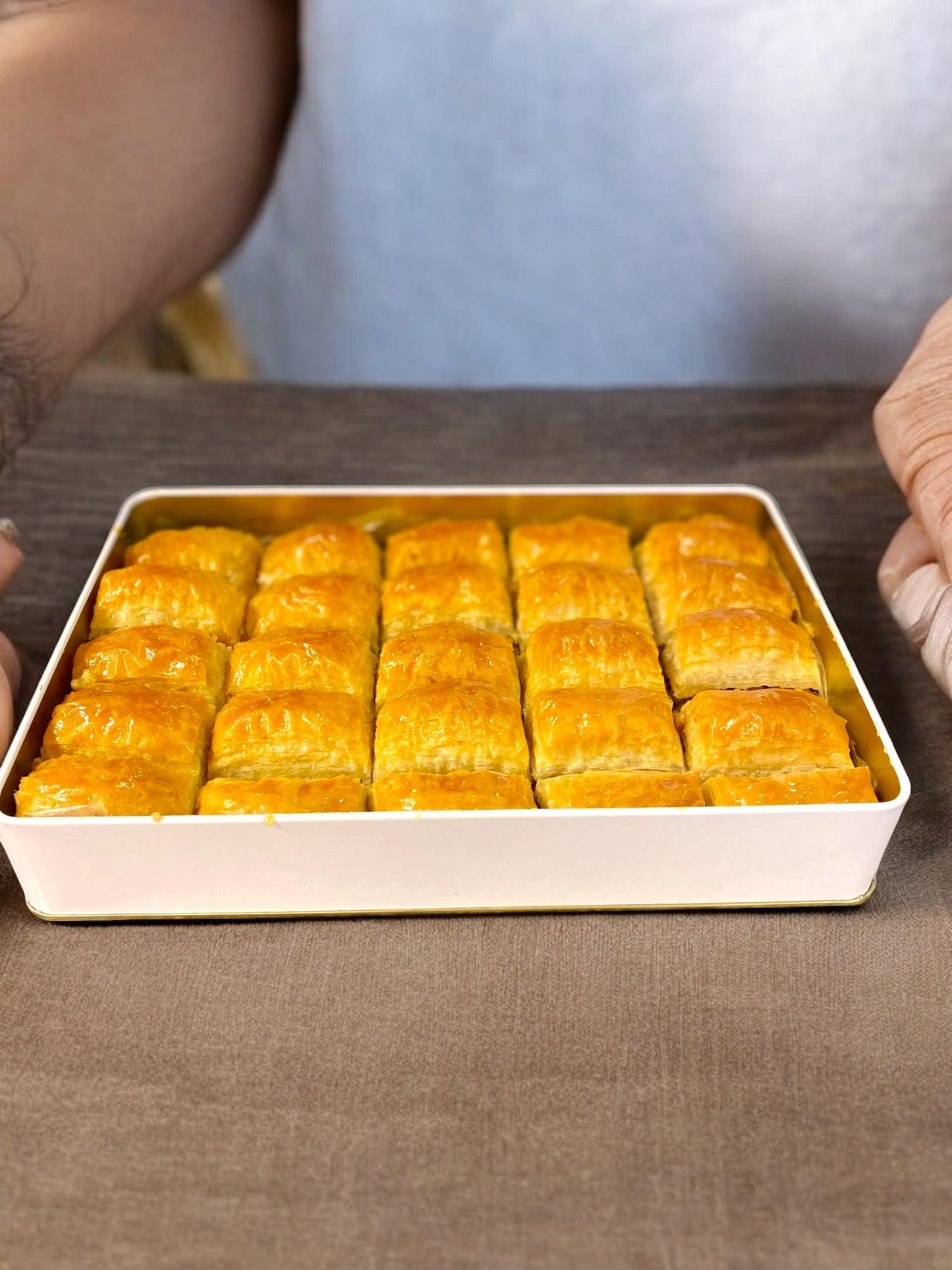 Trend Baklava Premium Walnut Baklava Tin Box, Handmade Turkish Dessert, Layered & Rich in Flavor, Authentic Middle Eastern Sweet Gift Box