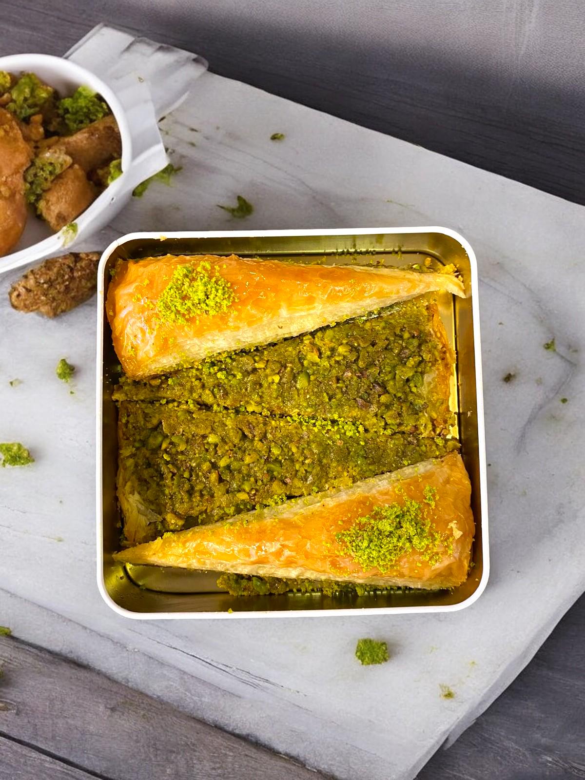 Baklava With Pistachio, Carrot Slice Baklava,Turkish Dessert, Baklava Gift Box, Homemade Baklava, Fresh Baklava, Turkish Pastry