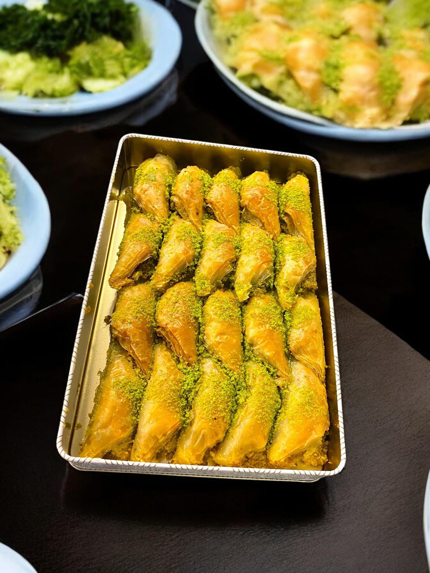 Baklava Pistachio Flavor Gift Box, Pistachio Baklava, Dessert Gift Box, Homemade Baklava, Baklava With Pistachio, Turkish Baklava Tin Box