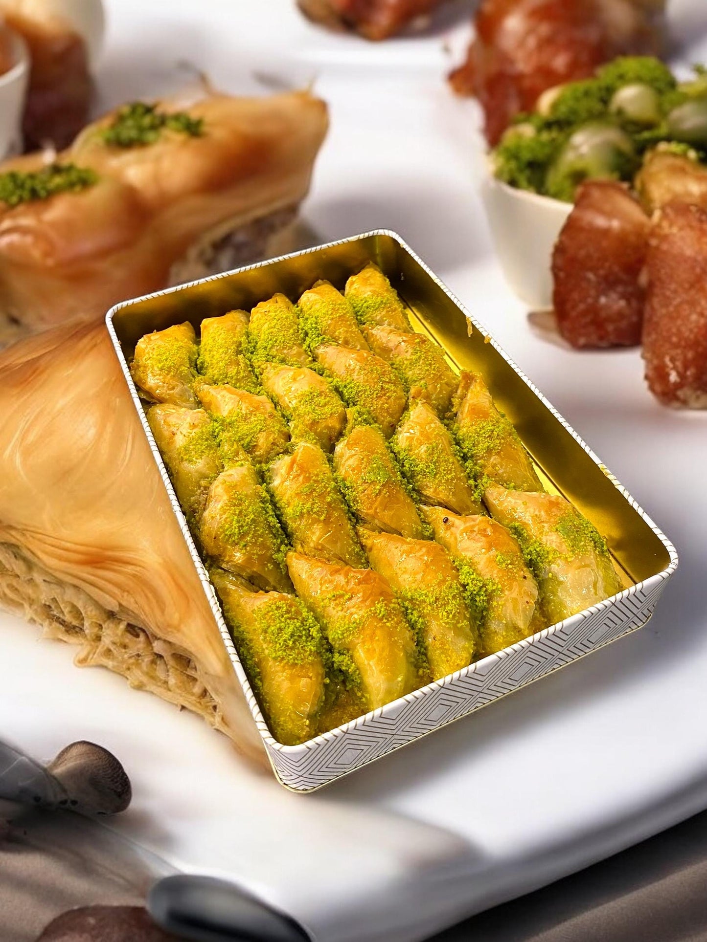 Baklava Pistachio Flavor Gift Box, Pistachio Baklava, Dessert Gift Box, Homemade Baklava, Baklava With Pistachio, Turkish Baklava Tin Box