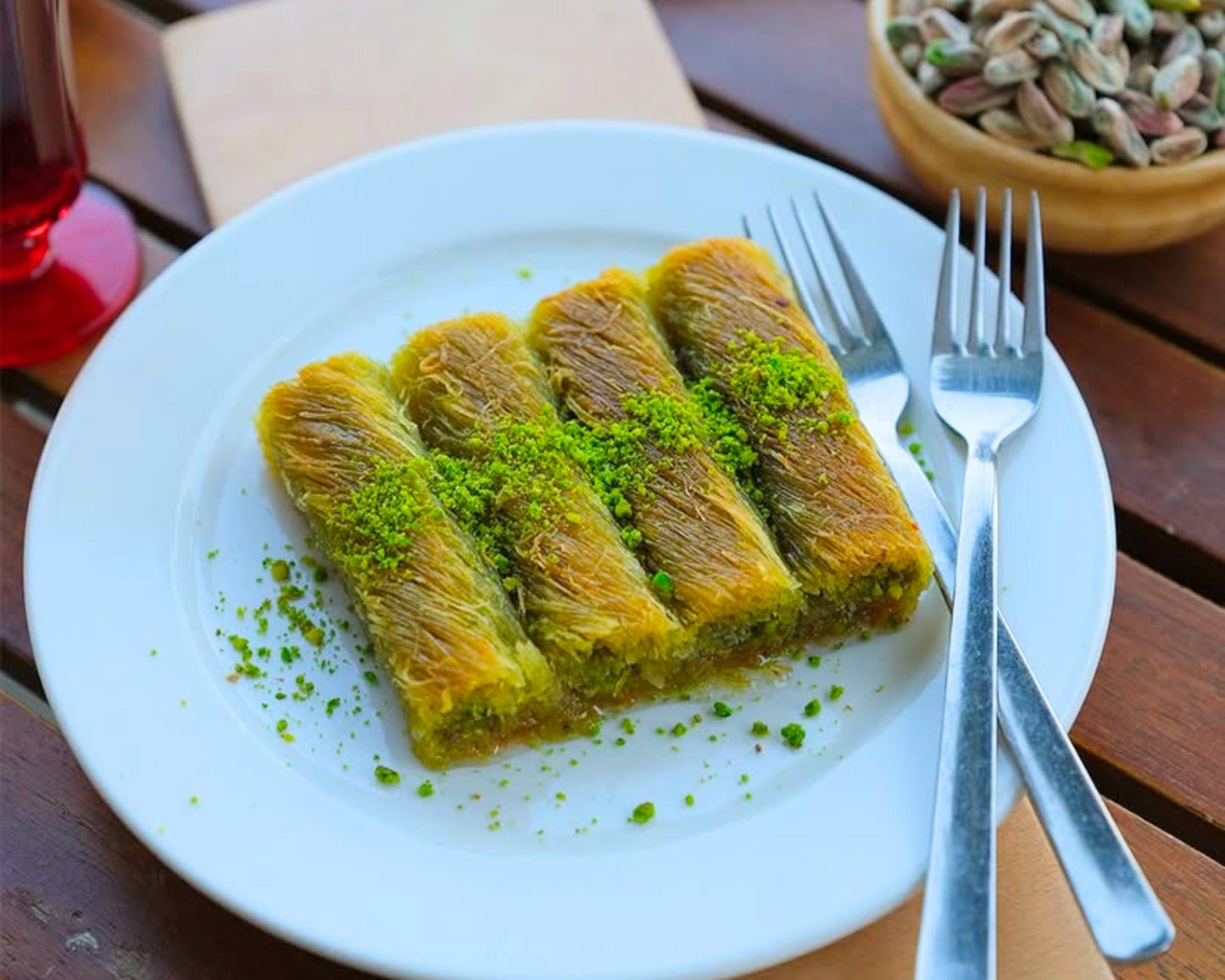Turkish Pistachio Knafah, Turkish Pistachio Kadayif, Handmade Pistachio Knafah, Food Theme Gift, Dessert Box, Turkish Mixed  Dessert Tin Box