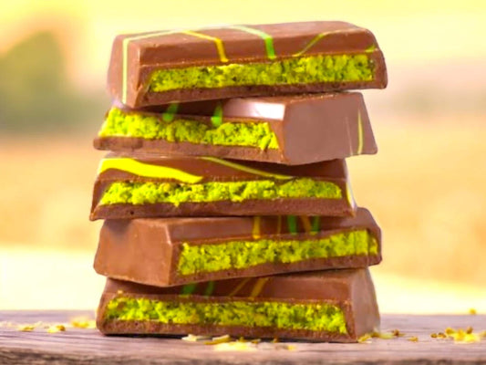 Dubai Chocolate Bar Pistachio, Kunafa Chocolate Bar, Chocolate Dubai Bar, Pistachio Cream Dubai, Knafeh Chocolate Pistachio Bar, 7.05 oz