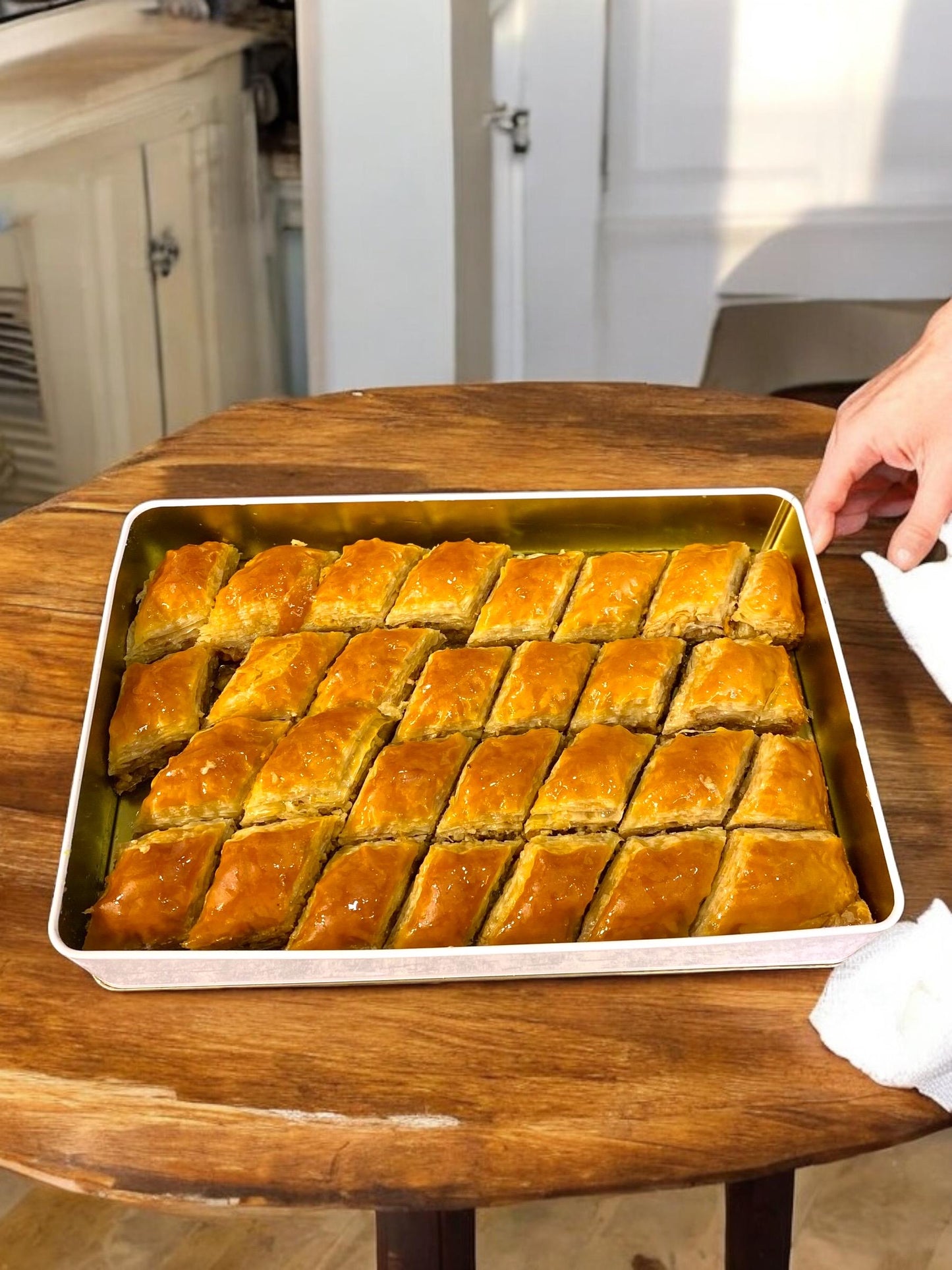 Homemade Turkish Baklava Walnut, Fresh Handmade Dessert, Baklava Tin Gift Box, Turkish Baklava With Crispy  Fresh Walnuts, Turkish Dessert