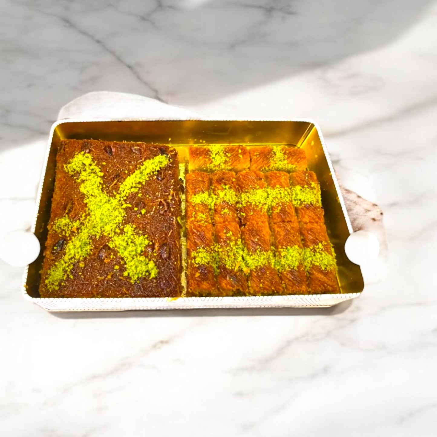 Pistachio Turkish Knafah Dessert Box, Food Theme Gifts, Handmade Kadaifi, Pistachio Baklava Gourmet Basket, Traditional Turkish Kadayif