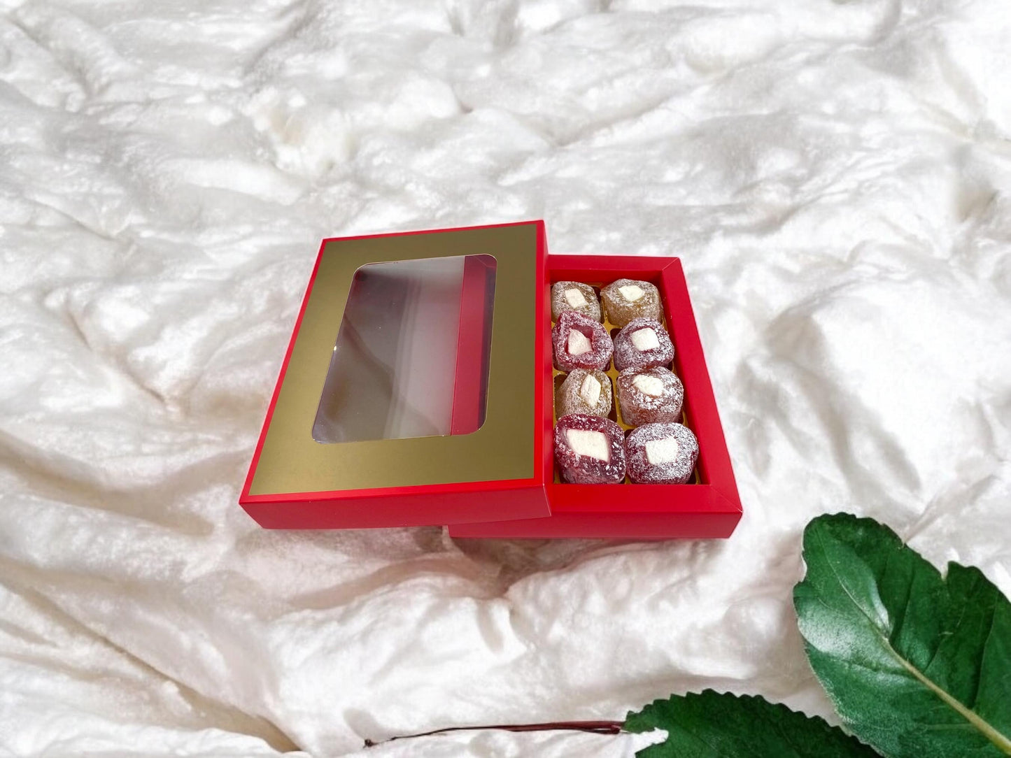 Turkish Delight Gift Box,Fruity Turkish Delight, Lemon and Strawberry Flavored Candy, Sweet Gift Basket,Turkish Food,Classic Turkish Delight