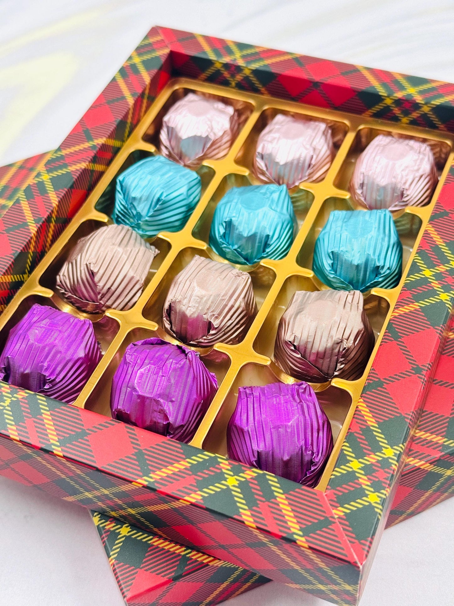 Mother’s Day Chocolate Gift Red Box, Birthday Chocolate, Purple, Blue, Pink, Bronze Milk Chocolates Folied With Rich Hazelnut, 12 Piece