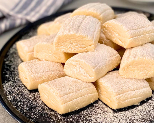 Turkish Cookies Flour Cookies - 16 Pieces of Whole Pistachio Decorated Cookies, Perfect Tea Companion, Handmade and Fresh from Istanbul