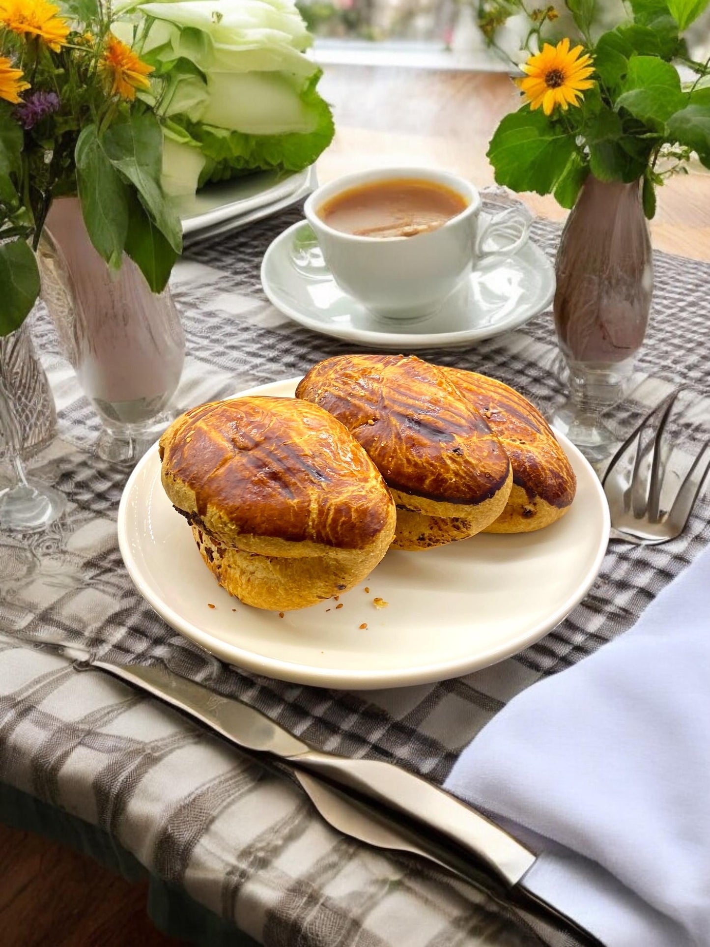 Gourmet Cheese Pie Pastry Box, Homemade Cheese Filled Pockets, Savory Cheese Pastries Turkish Poğaça, Savory Snack, Turkish Food