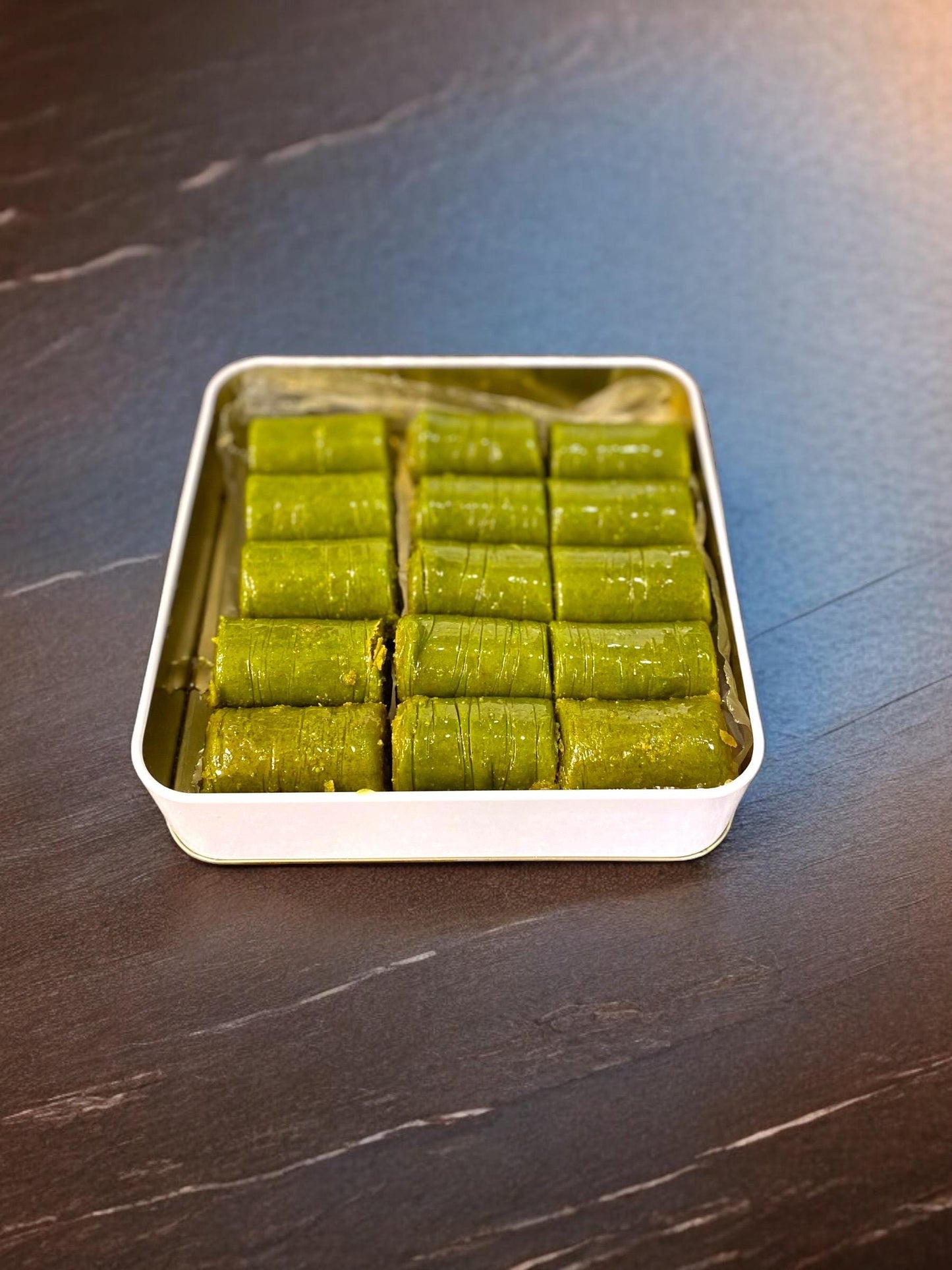 Turkish Baklava With Pistachio Gift Tin Box, Thin Dough with Lots of Pistachios Baklava, Custom Tin Gift Box, Delicious Pistachio Dessert