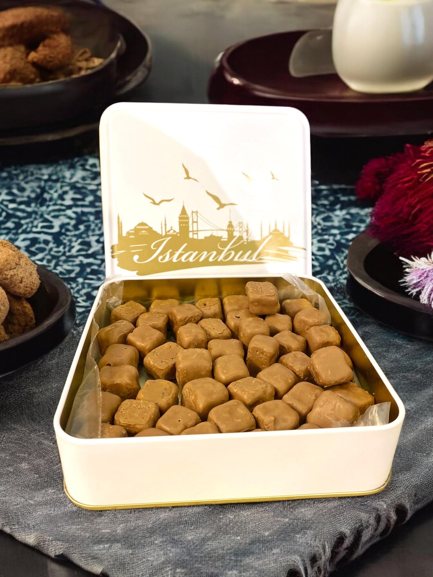 Turkish Delight With Pistachio Tin Box, Gourmet Chocolate Candy, Turkish Delight Gift Box, Soft Candy, Fudge Chocolate Covered Dessert